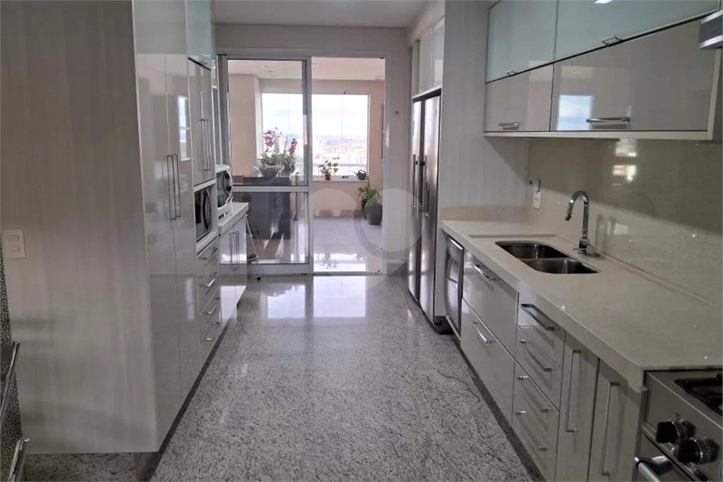 Apartamento à venda com 4 suítes em Vila Andrade, São Paulo, SP