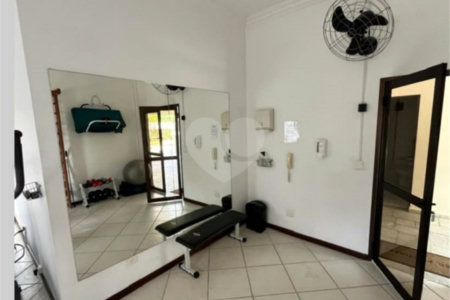 Apartamento à venda com 4 quartos, sendo 1 suíte,  em Saúde, São Paulo, SP