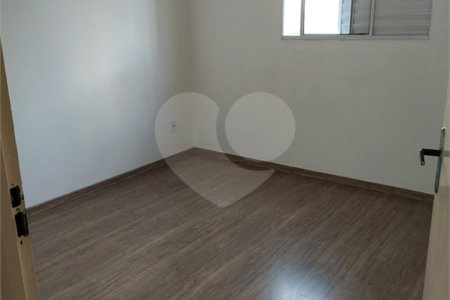 Apartamento à venda com 2 quartos em Lopes de Oliveira, Sorocaba, SP