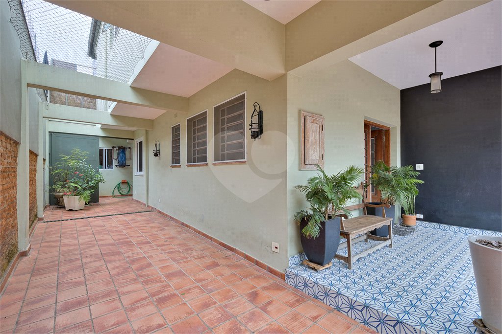 Sobrado à venda com 3 quartos em Granja Julieta, São Paulo, SP
