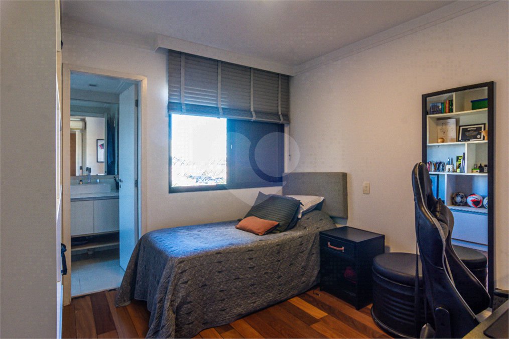 Apartamento à venda com 3 suítes em Granja Julieta, São Paulo, SP
