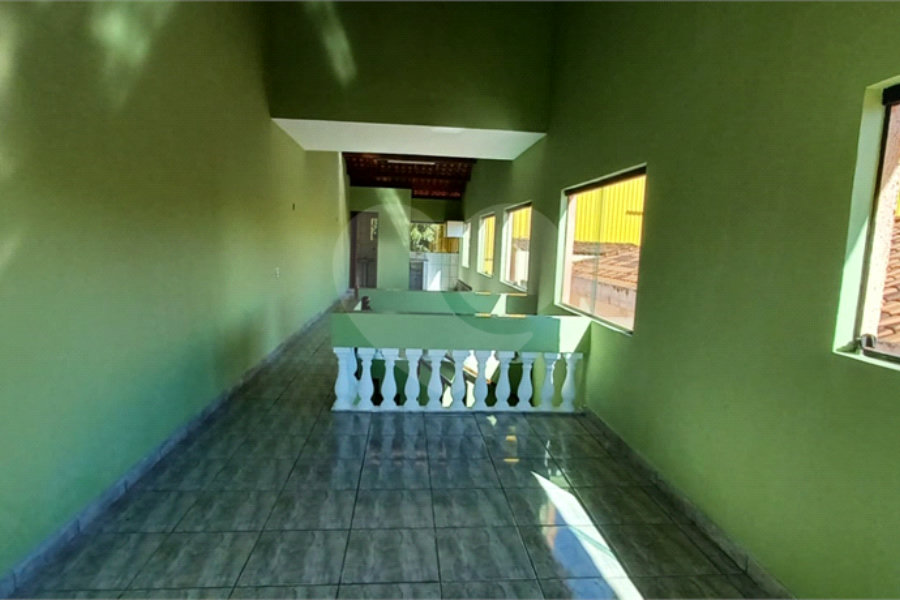Sobrado à venda com 3 quartos, sendo 1 suíte, em Parque Renato Maia, Guarulhos, SP