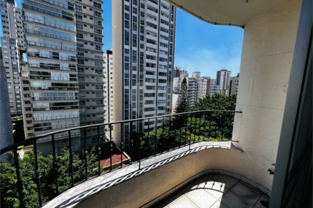 Apartamento à venda com 3 quartos, sendo 1 suíte, em Santa Cecília, São Paulo, SP