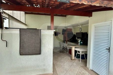 Casa à venda com 3 suítes no condomínio Itapuã XI, São Paulo - SP