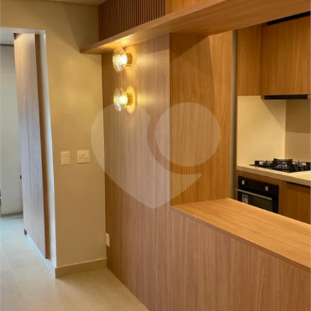 Apartamento à venda ou para alugar com 2 suítes em Pinheiros, São Paulo, SP