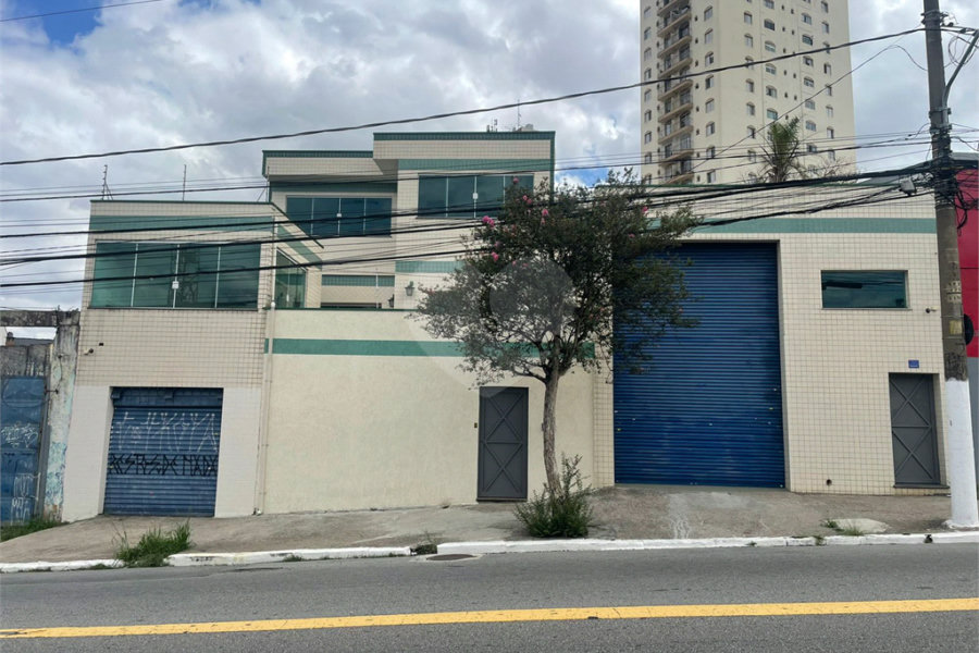 Sobrado à venda ou para alugar com 4 quartos, sendo 1 suíte,  em Tucuruvi, São Paulo, SP
