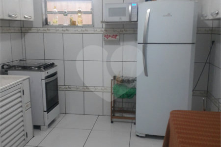 Casa Térrea à venda com 3 quartos em Jardim Nadir, São Paulo, SP