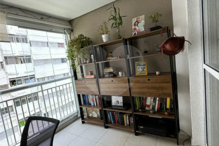 Bela Vista - Apartamento na Rua Paim - totalmente reformado