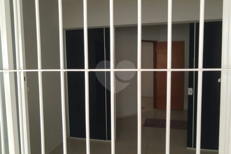 Sobrado à venda com 4 suítes em Vila Santana, Sorocaba, SP
