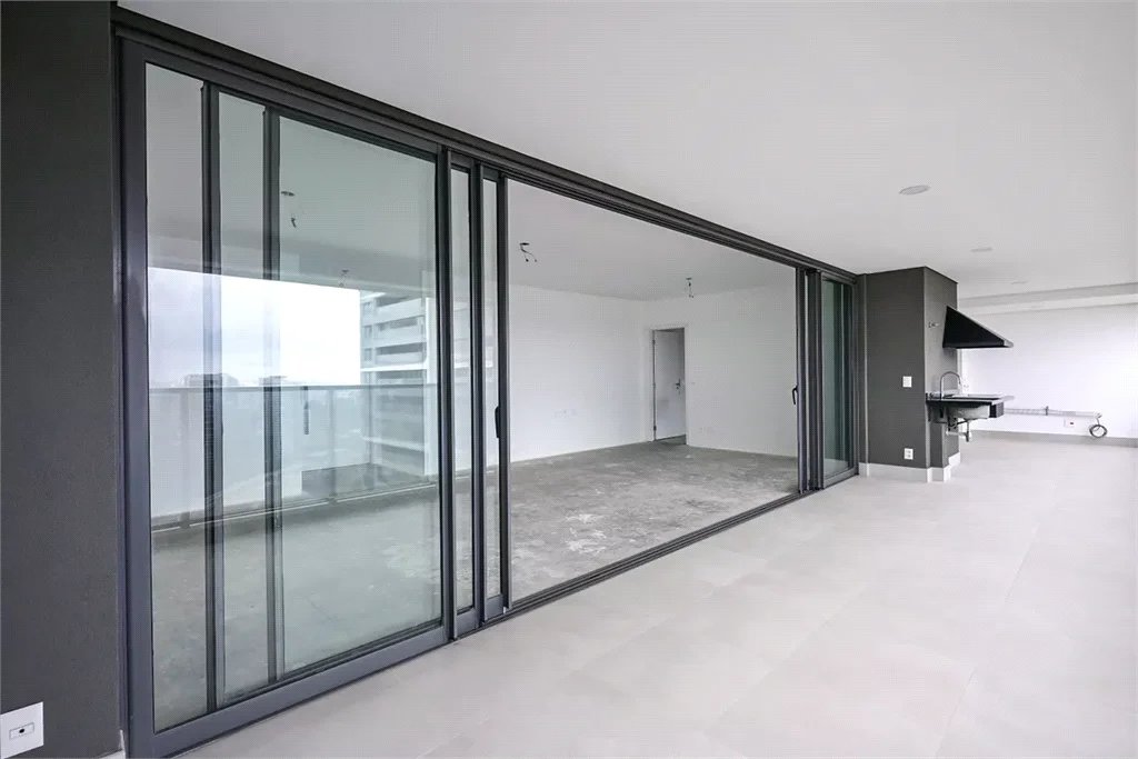 Apartamento à venda com 3 suítes, em Jardim Fonte do Morumbi, São Paulo, SP