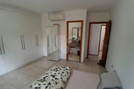 Casa à venda com 3 quartos, sendo 1 suíte, em Conjunto Residencial Butantã, São Paulo, SP