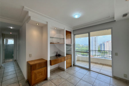 Apartamento à venda com 2 quartos, sendo 1 suíte, em Jardim Marajoara, São Paulo, SP