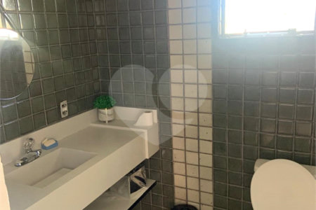 Casa à venda ou para alugar com 7 quartos, sendo 5 suítes,  no condomínio Shambala 3, Atibaia - SP