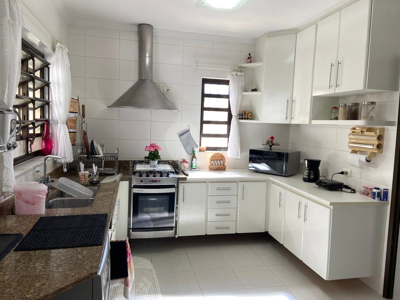 Sobrado à venda com 3 quartos, sendo 1 suíte, em Horto Florestal, São Paulo, SP