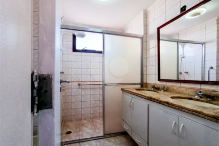 Apartamento à venda com 4 quartos, sendo 3 suítes, no Centro, Sorocaba, SP