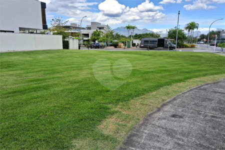 Terreno à venda com 1 suíte, em Barra da Tijuca, Rio de Janeiro, RJ