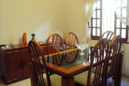 Casa à venda com 3 suítes em Vila Sônia, São Paulo, SP