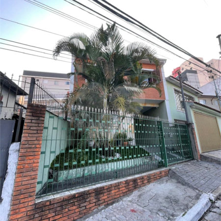 Sobrado à venda com 5 quartos, sendo 1 suíte,  em Vila Gustavo, São Paulo, SP