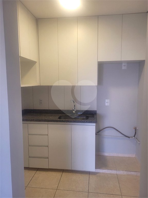 Apartamento à venda ou para alugar com 3 quartos, sendo 1 suíte, em Vila Norma, Salto, SP