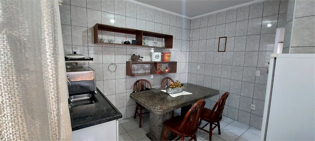 Casa à venda com 5 quartos, sendo 1 suíte, em Jardim Santa Paula, São Carlos, SP