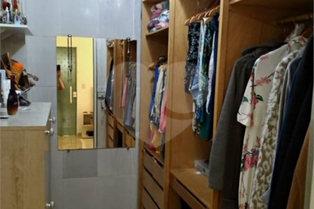 Casa à venda com 4 quartos, sendo 1 suíte, em Cidade Kemel, Poá, SP