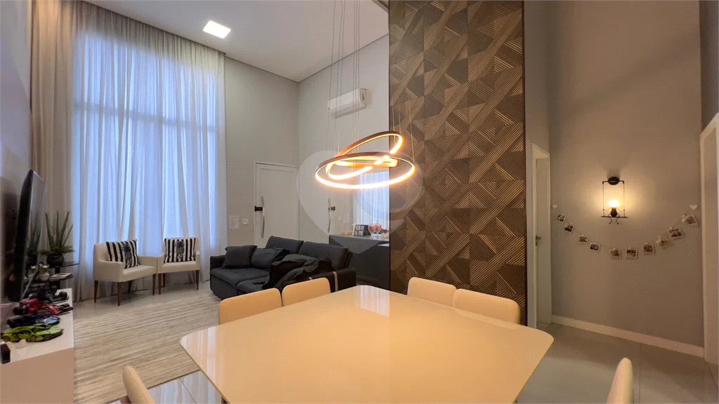 Casa à venda com 3 quartos, sendo 1 suíte, no condomínio Jardim de Monaco, Hortolândia - SP