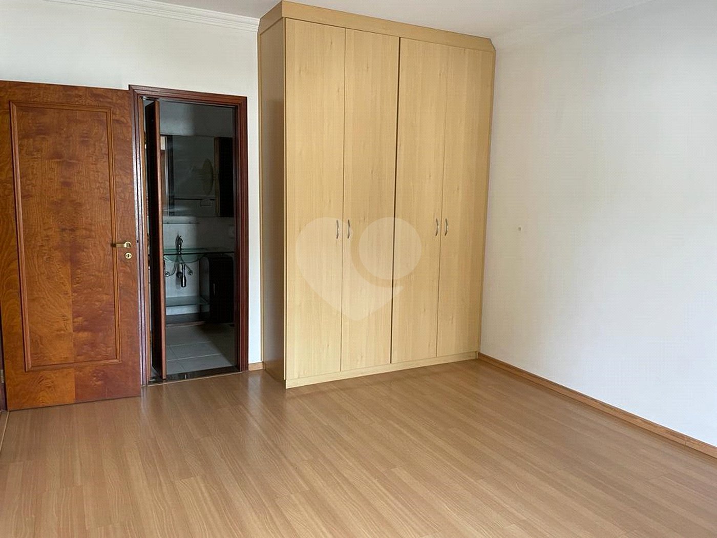 Casa à venda com 4 suítes no condomínio São Joaquim, Vinhedo - SP