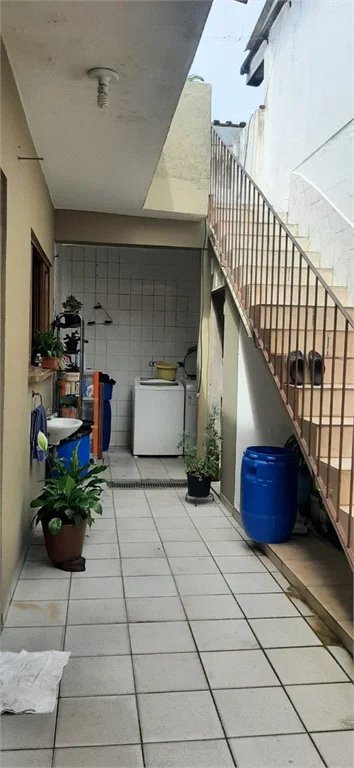 Sobrado à venda com 8 quartos em Jardim São Luís, São Paulo, SP