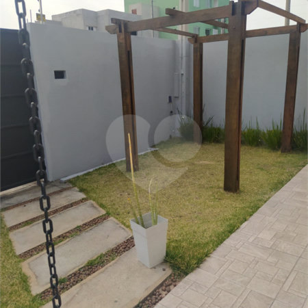 Sobrado à venda com 3 quartos, sendo 1 suíte,  no Centro, Bom Jesus dos Perdões, SP