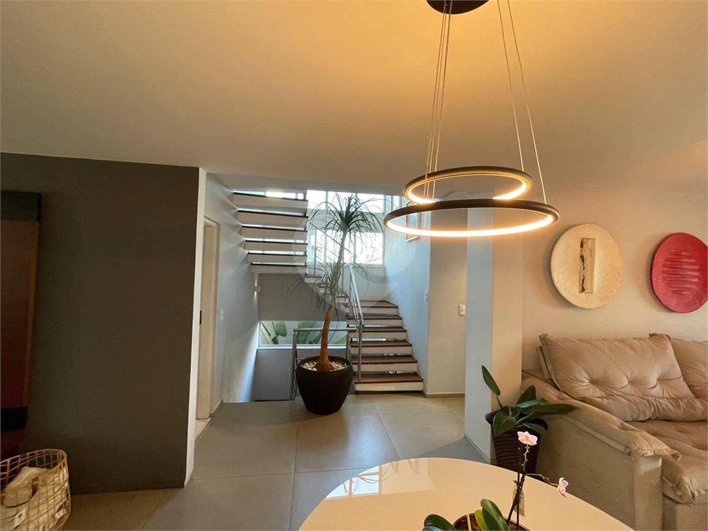 Casa à venda com 4 suítes no condomínio Fechado, São Paulo - SP