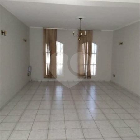 Casa à Venda no Jardim Macarengo,