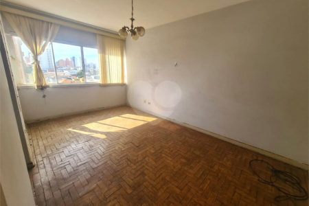 Apartamento no Condomínio Vila Rica.
