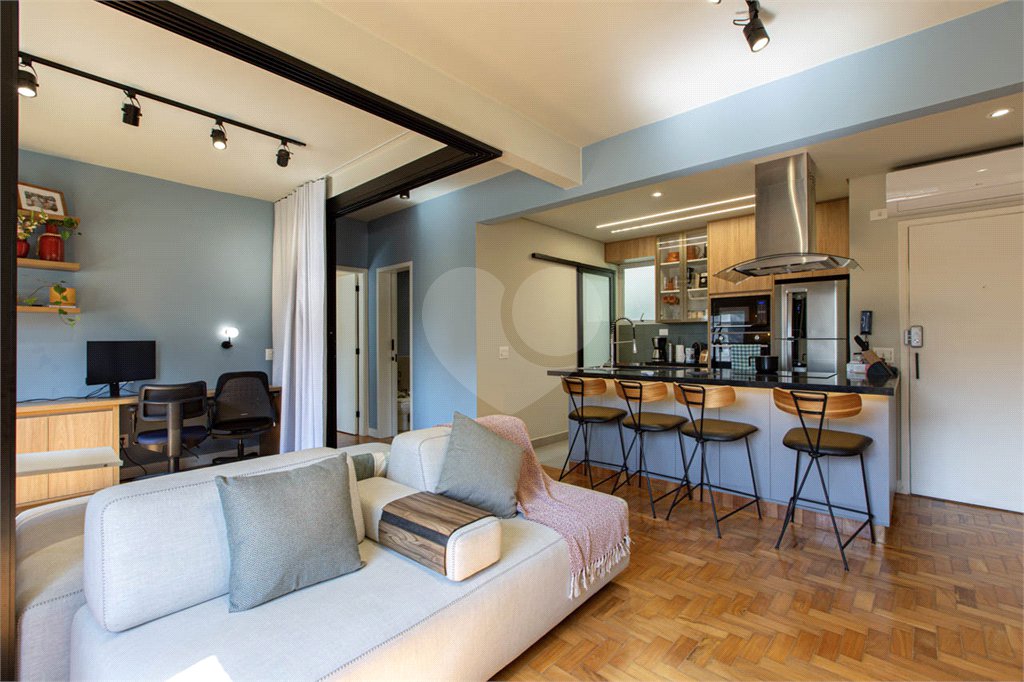 Apartamento à venda com 2 quartos, sendo 1 suíte, em Pinheiros, São Paulo, SP