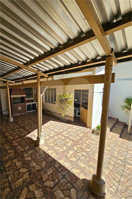Casa à venda ou para alugar com 5 quartos, sendo 1 suíte, no Centro, Salto, SP