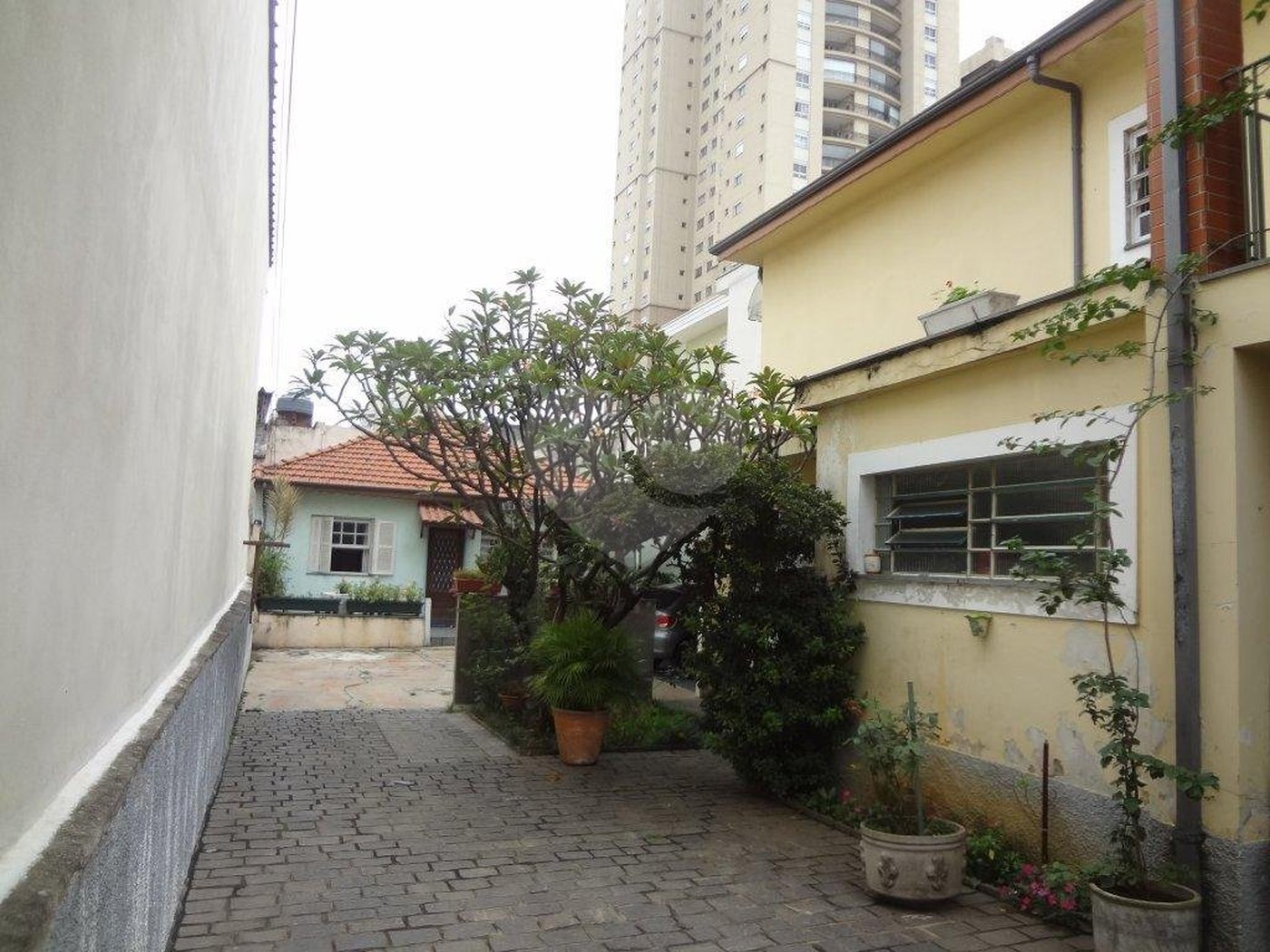 Sobrado à venda com 5 quartos, sendo 1 suíte, em Santana, São Paulo, SP