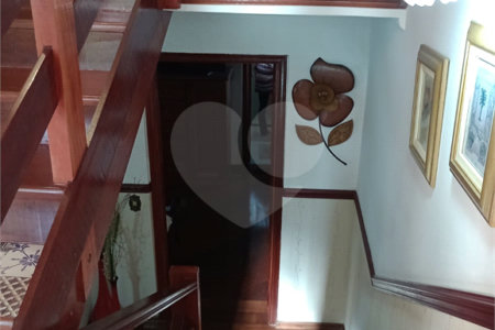 Casa à venda com 4 quartos, sendo 3 suítes,  em Alto Ipiranga, Mogi das Cruzes, SP