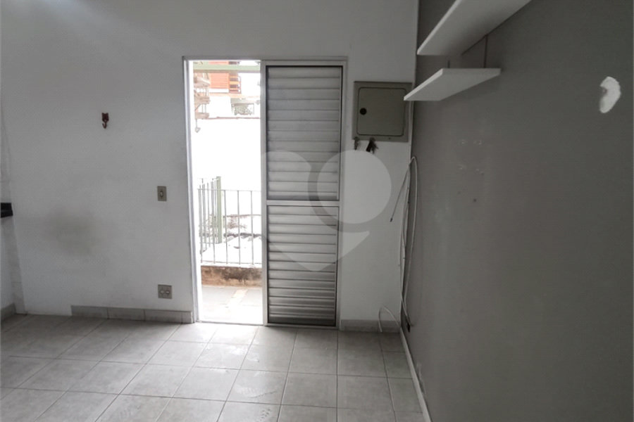 Sobrado à venda ou para alugar com 2 quartos, sendo 1 suíte, em Parada Inglesa, São Paulo, SP