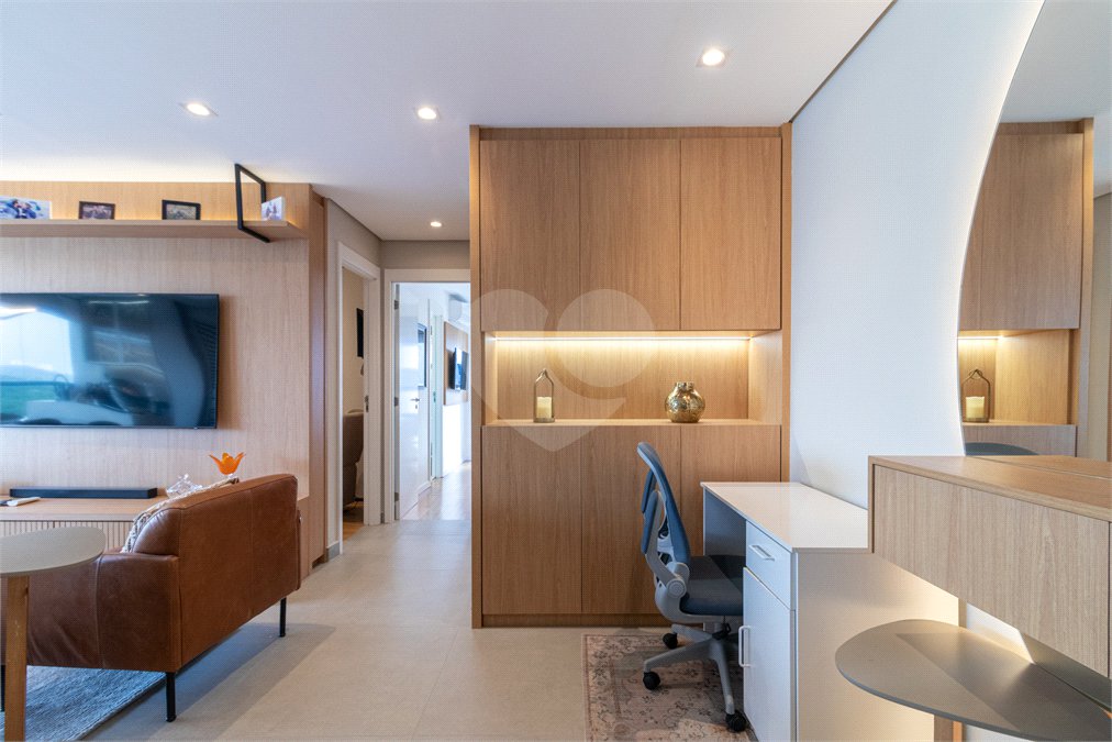 Apartamento à venda com 2 suítes em Santo Amaro, São Paulo, SP