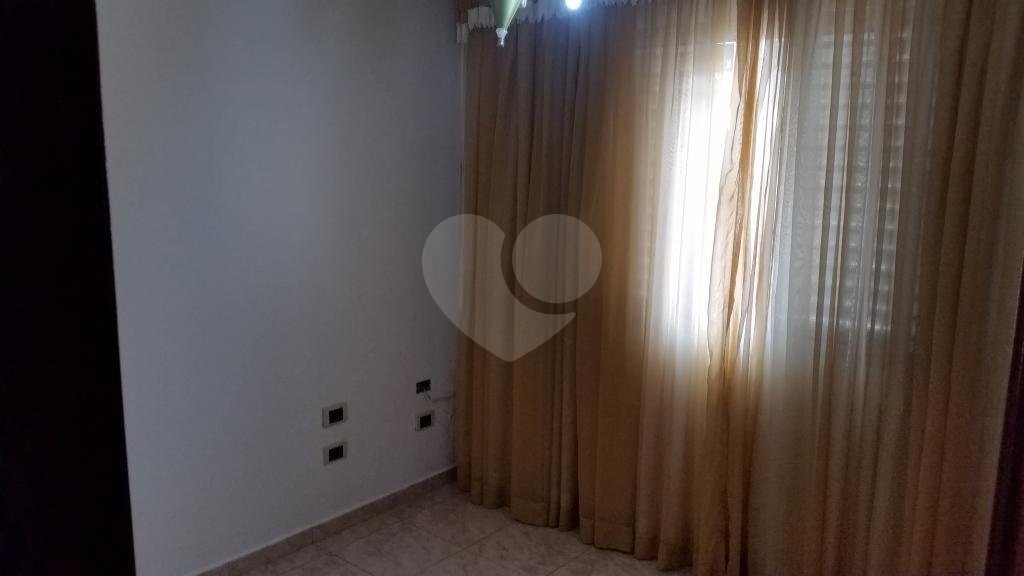 Sobrado à venda com 3 quartos, sendo 1 suíte, em Tremembé, São Paulo, SP