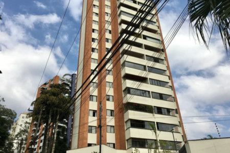 Apartamento à venda com 3 quartos, sendo 1 suíte, em Vila Andrade, São Paulo, SP