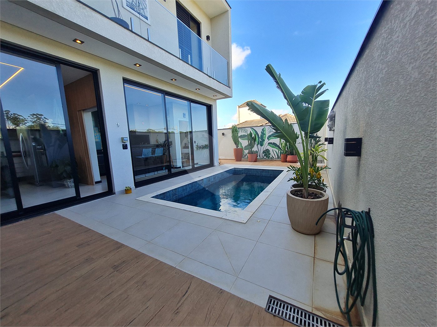 Casa à venda com 3 quartos, sendo 2 suítes, no condomínio Horizontes de Sorocaba, Sorocaba - SP