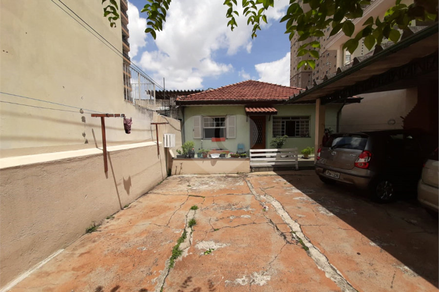 Sobrado à venda com 5 quartos, sendo 1 suíte, em Santana, São Paulo, SP