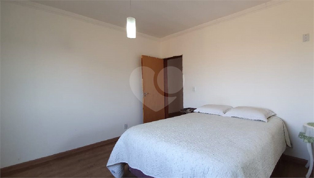 Chácara à venda com 4 quartos, sendo 1 suíte, em Vista Alegre, Vinhedo, SP