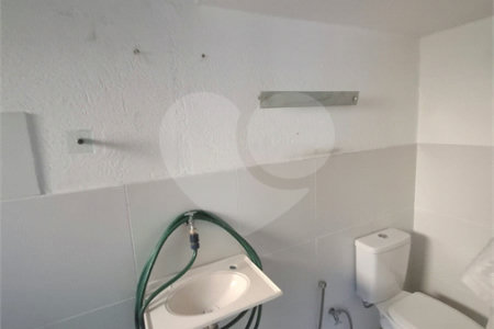 Casa à venda com 3 quartos, sendo 1 suíte, em Campo Grande, Rio de Janeiro, RJ