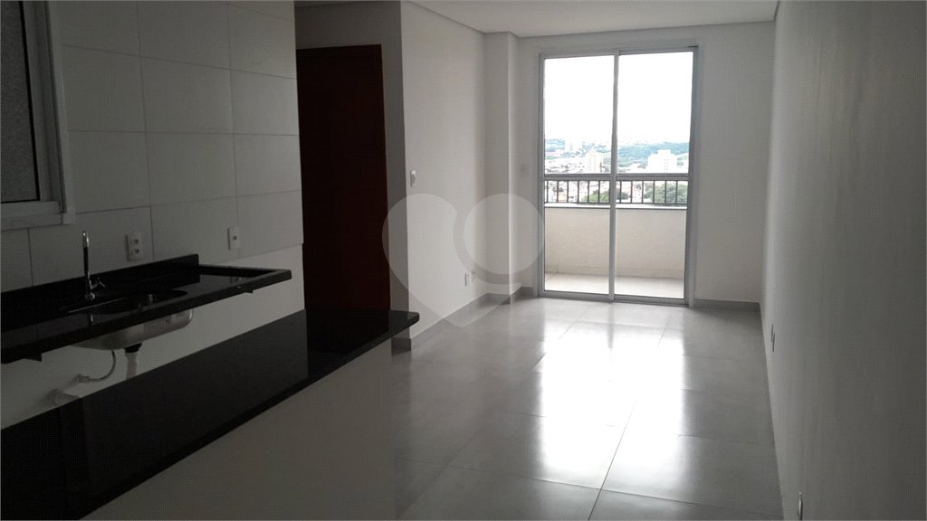 Apartamento à venda com 2 quartos, sendo 1 suíte,  em Jardim Prestes de Barros, Sorocaba, SP