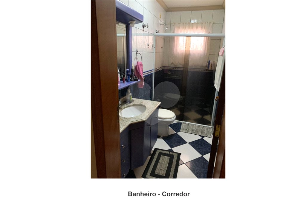 Casa à venda com 4 quartos, sendo 2 suítes, no condomínio Aruã, Mogi das Cruzes - SP