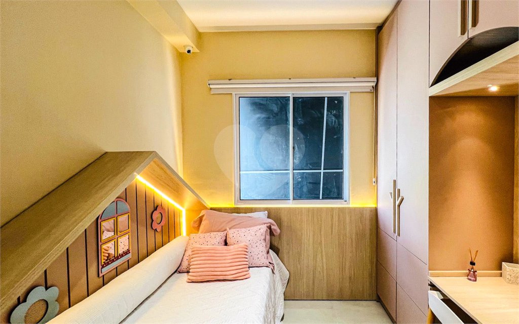 Apartamento à venda com 2 quartos, sendo 1 suíte, em Jardim Florianópolis, Cuiabá, MT