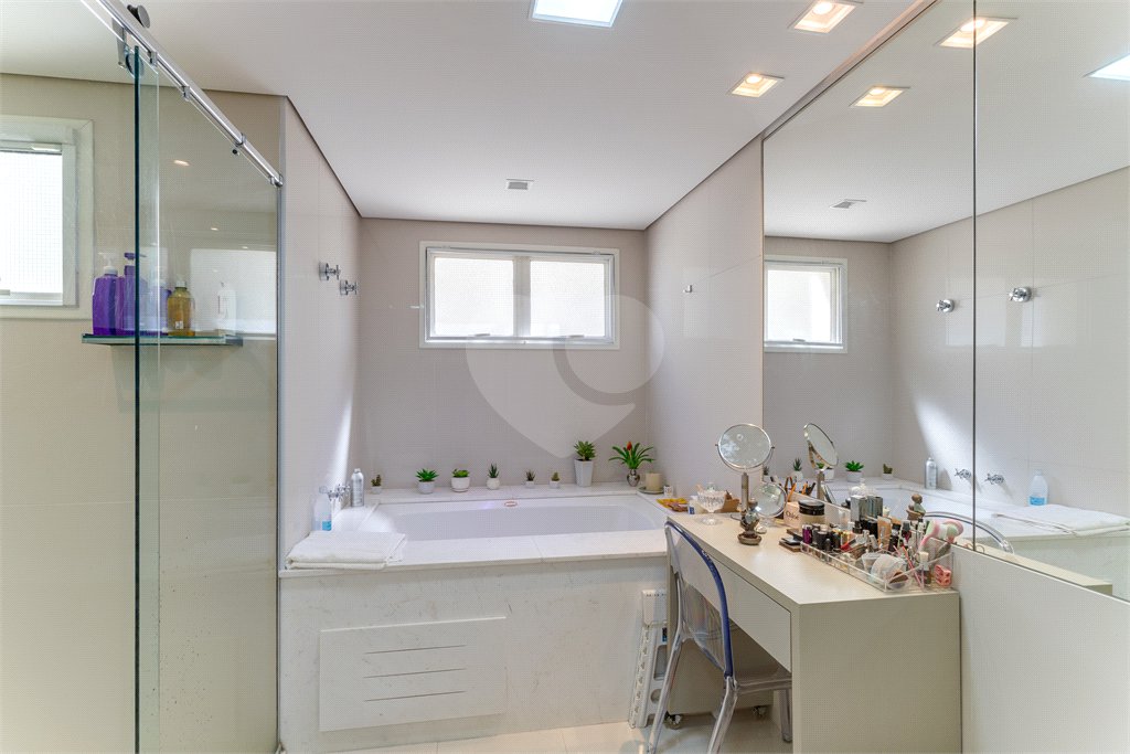 Apartamento à venda com 4 suítes em Alto da Boa Vista, São Paulo, SP