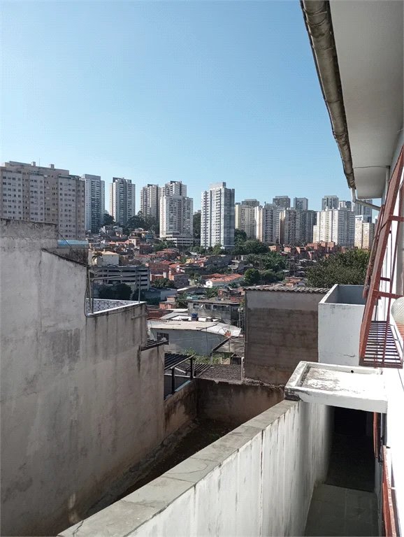 Casa à venda com 3 quartos, sendo 2 suítes, em Jardim Maria Duarte, São Paulo, SP