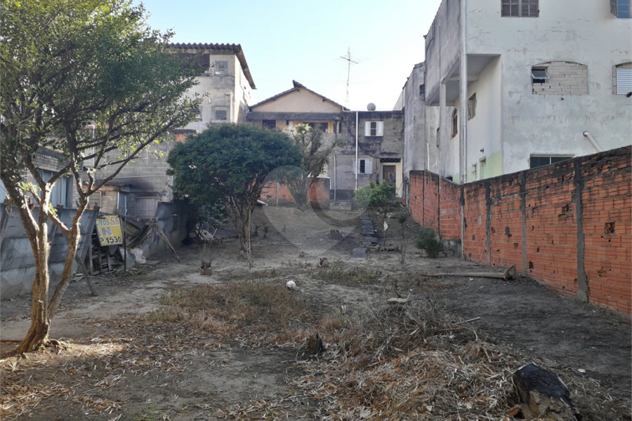 Casa Térrea à venda com 3 quartos, sendo 1 suíte, em Vila Gustavo, São Paulo, SP